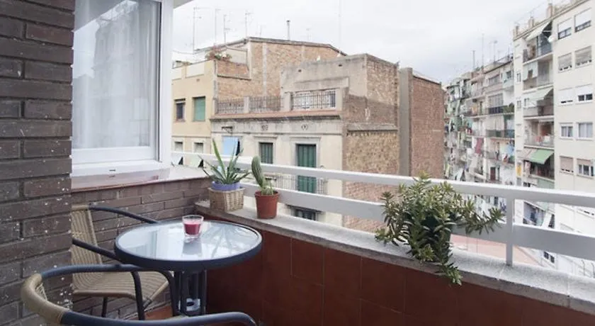 Enzo Paralel 0*, Barcelona